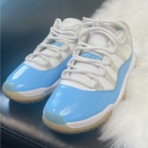 Retro 11s University Blue